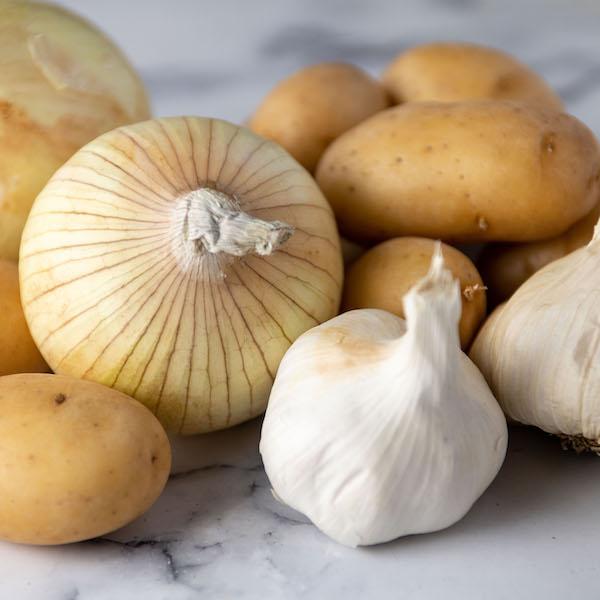 Garlic, Onions and Potatoes 8 Garlic, Onions and Potatoes